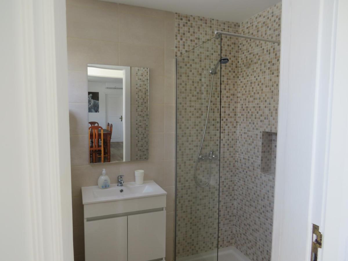 Moradia Geminada V2- Piscina Privada Villa Quarteira Eksteriør bilde