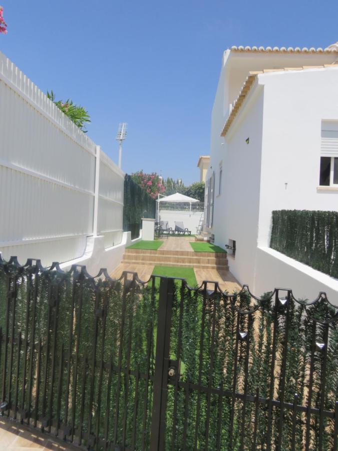 Moradia Geminada V2- Piscina Privada Villa Quarteira Eksteriør bilde