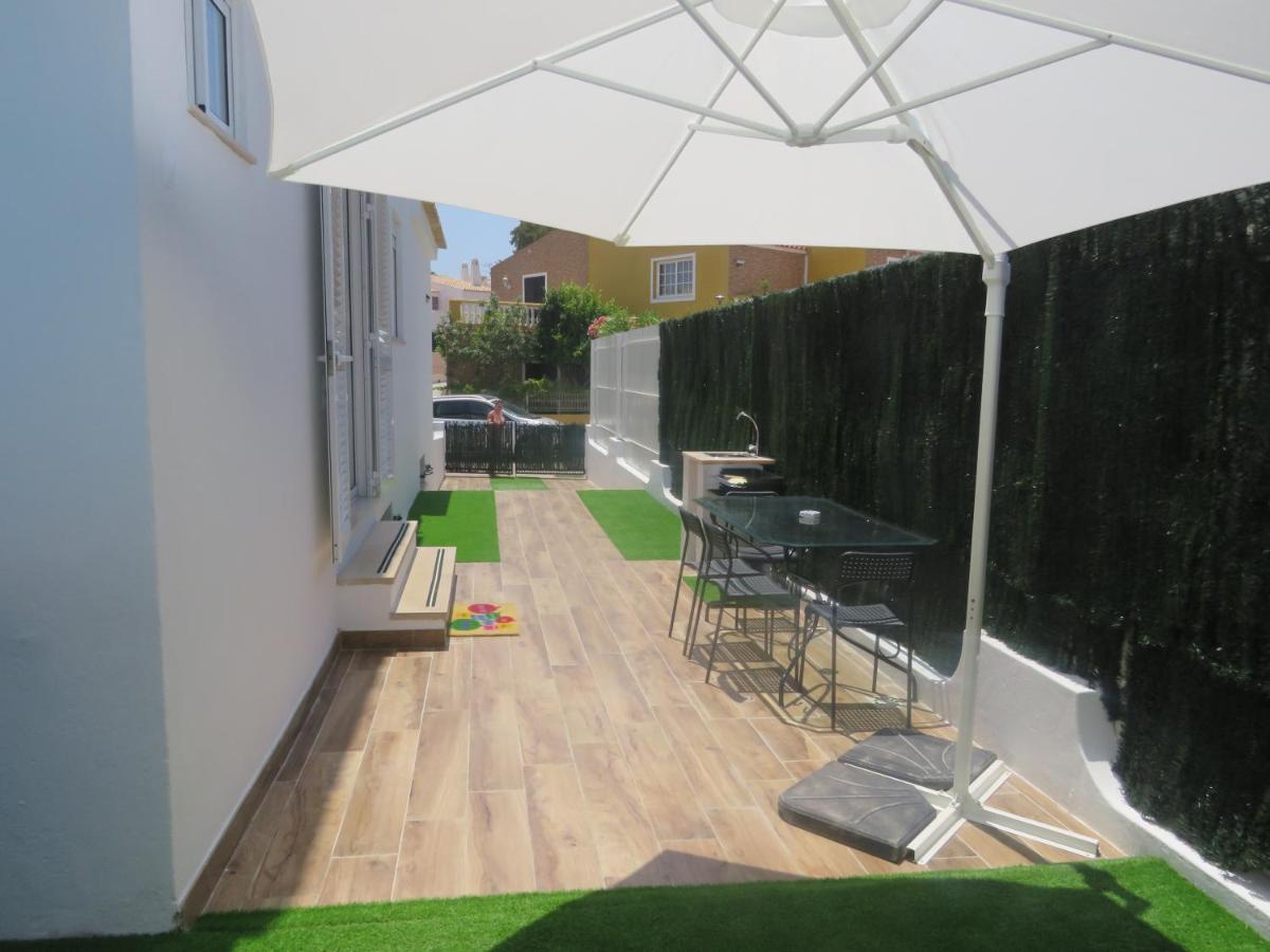 Moradia Geminada V2- Piscina Privada Villa Quarteira Eksteriør bilde
